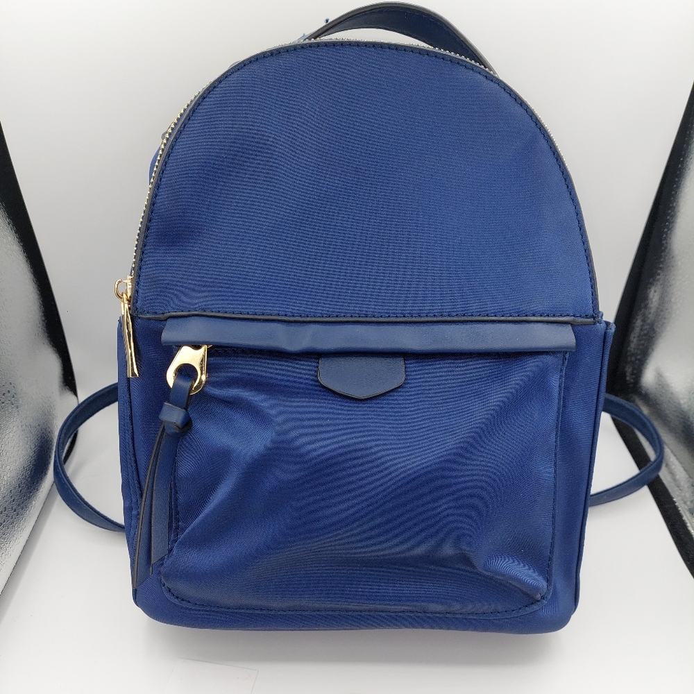 Handbag Republic Classic Mini Convertible Backpag in Navy Blue